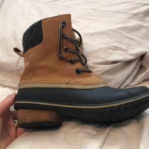Sorel boots size 8